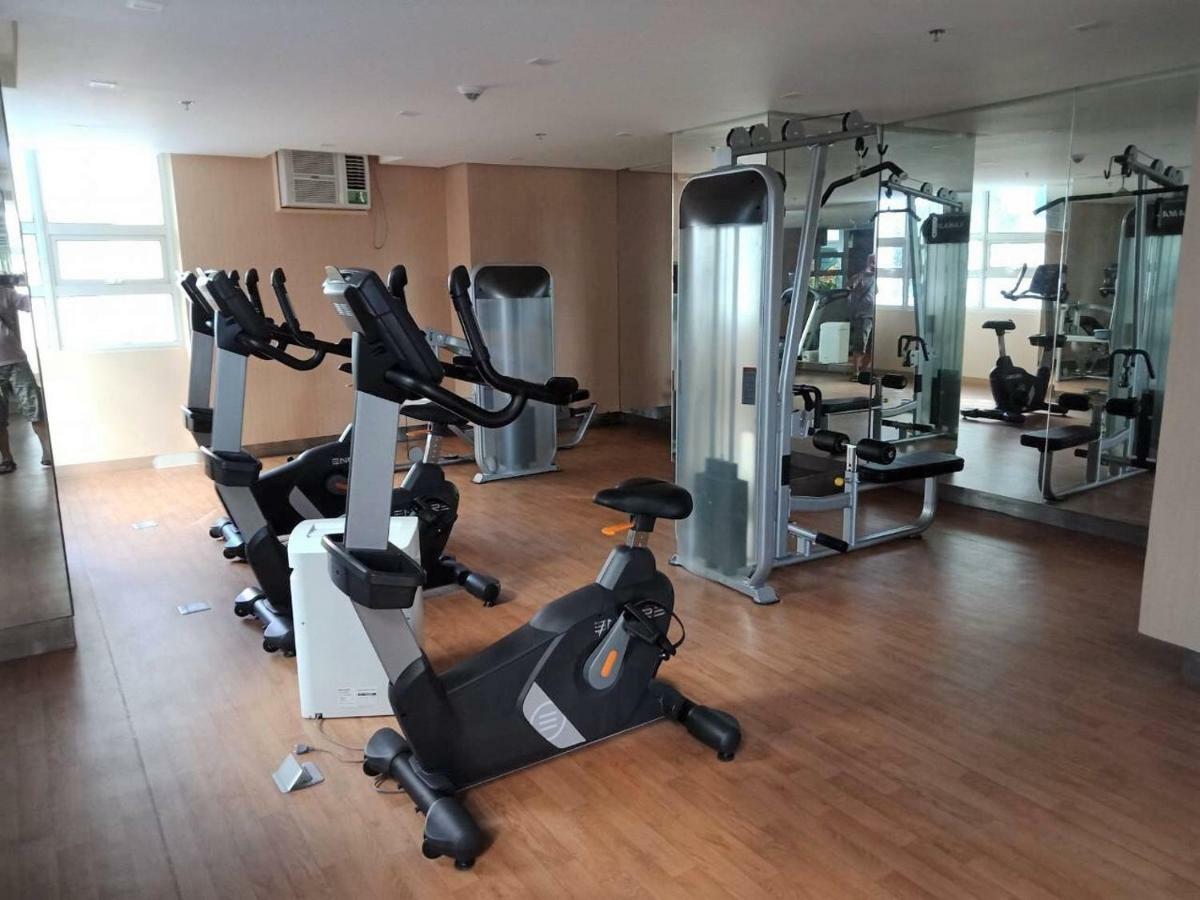 Chillax Studio 101 Newport Boulevard マニラ市 エクステリア 写真
